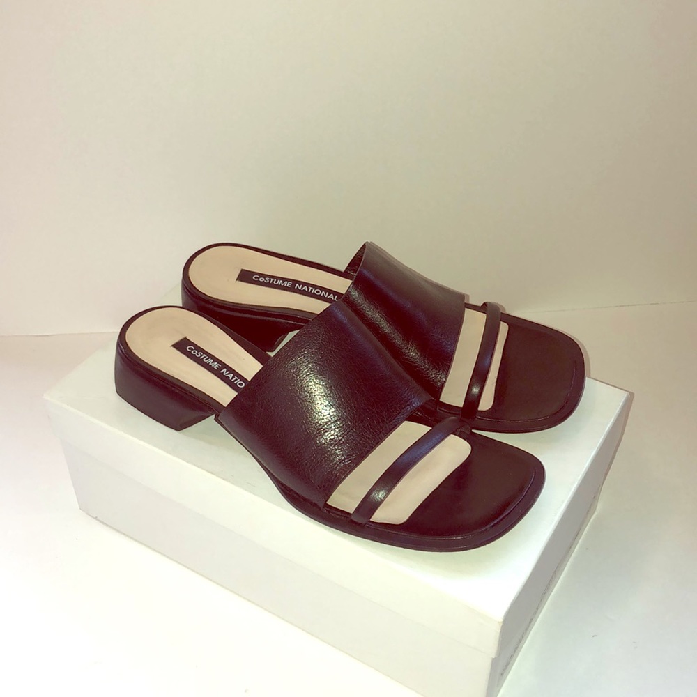 Black leather CoSTUME NATIONAL sandals